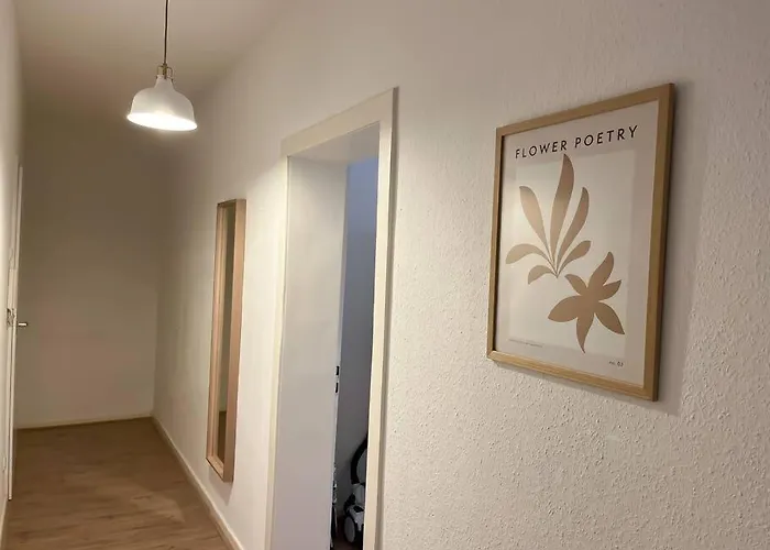 Messe Nah, Ruhig Und Zentral! Ma1m * Έσσεν